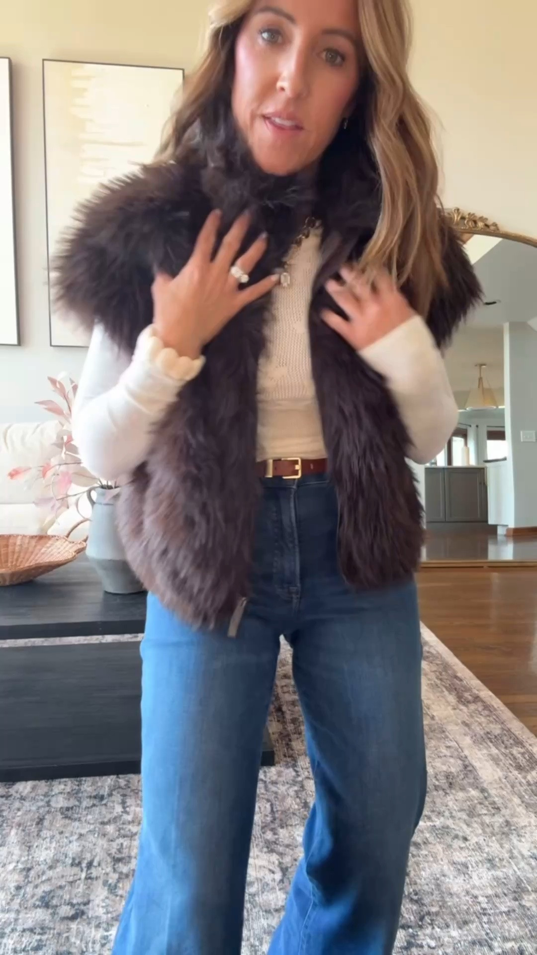 XS faux fur vest. 2 color ways. Love the little cap sleeve style.

#LTKSeasonal #LTKOver40