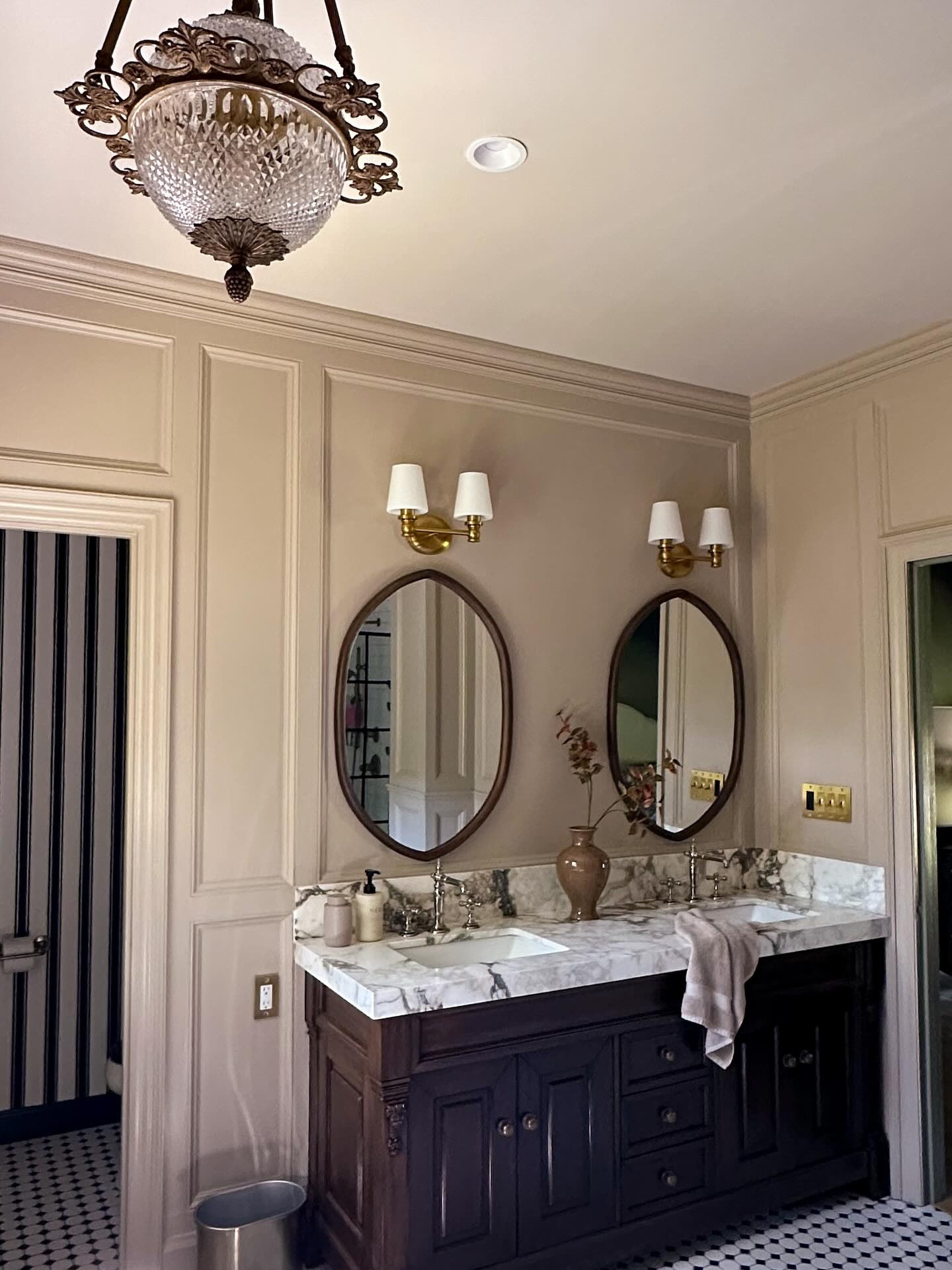 Some stills of the primary bathroom renovation: my proudest transformation to date. 

This room used to be one that I rushed through, and now it’s one I want to find reasons to spend time in. Layered with custom wainscoting, vintage touches and modern conveniences, I feel like the design authentically represents both me and my design style. 

Spilling all the details in my latest blog post which is live on AllisonSkiff.com

Just in time for the fall challenge, that’s a wrap on the spring 2025 @oneroomchallenge presented by @apartmenttherapy Ps - scroll to the end to see the very original bathroom - you won’t believe it!

An extra special thank you to my partners who’s support made this possible:

Woodwork provided by @novobp @ornamentalmoulding 
Paint provided by @farrowandball 
Faucets from @loweshomeimprovement 
Vanity lighting: @lighting_design_company 
Vanity hardware: @sandiegohardware 
Painting supplies: @handypaintpail 
Caulk: @sashcoinc 



#DIY #homeimprovement #renovation #remodel #bathroomremodel #bathroommakeover #bathroom #transformation #design #diyprojects #interiordesign #beforeandafter #home #community #lovewhereyoulive #lowesfinds #lowespartner #oneroomchallenge #apartmenttherapy #orc 

Moody | Cozy | Cozy Interiors | Moody Aesthetic | Secondhand | vintage | home improvement | renovation | traditional | interior design | design inspo | home decor | antiques | thrifted finds | collected home | thrifting | affordable decor | DIY | facebook marketplace  | FBMP | estate sales | sustainable | upcycle | Nashville

#LTKHome #LTKFindsUnder100 #LTKFindsUnder50