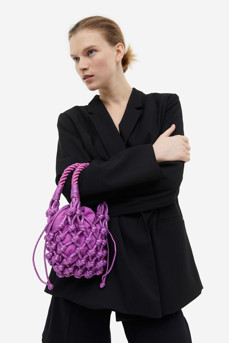 Kleine geknüpfte Pouch-Tasche | H&M (DE, AT, CH, NL, FI)