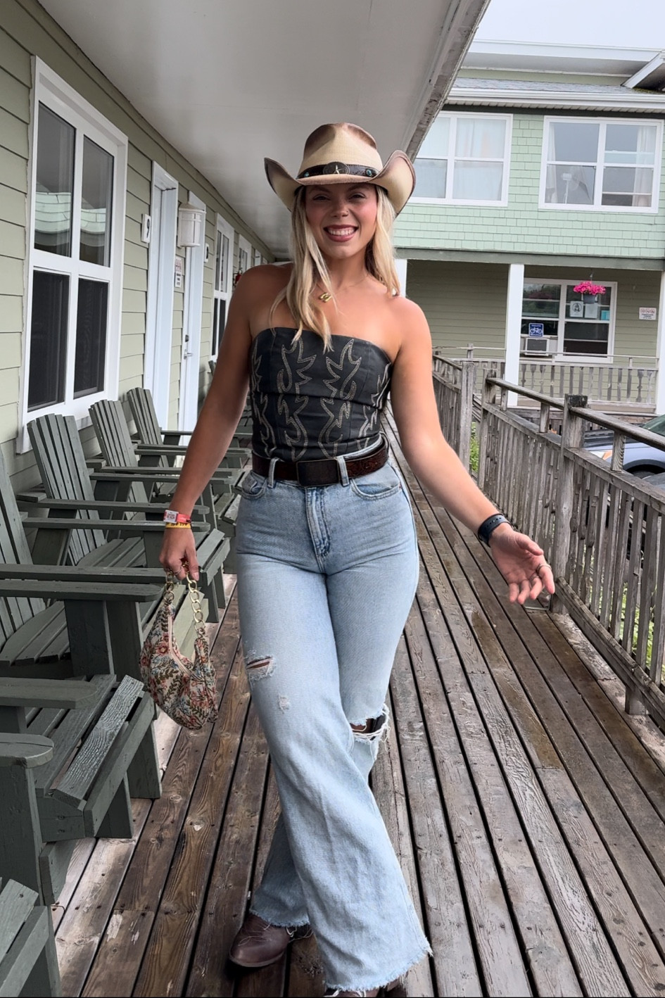 cavy day 2 fit✨🫶🏻🤠

top is from TicTocLa (bought at Envy + Grace) 
#festival #country #cowboy #cowgirl #festivaloutfit

#LTKcanada #LTKsummer