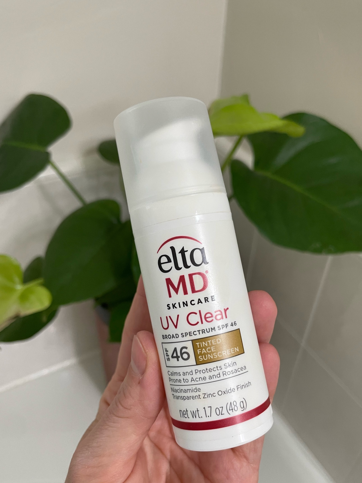 My fav tinted sunscreen is on sale! 100% great if you have oily or acne prone skin 🧖🏼‍♀️ 

#LTKBeauty #LTKActive #LTKSaleAlert