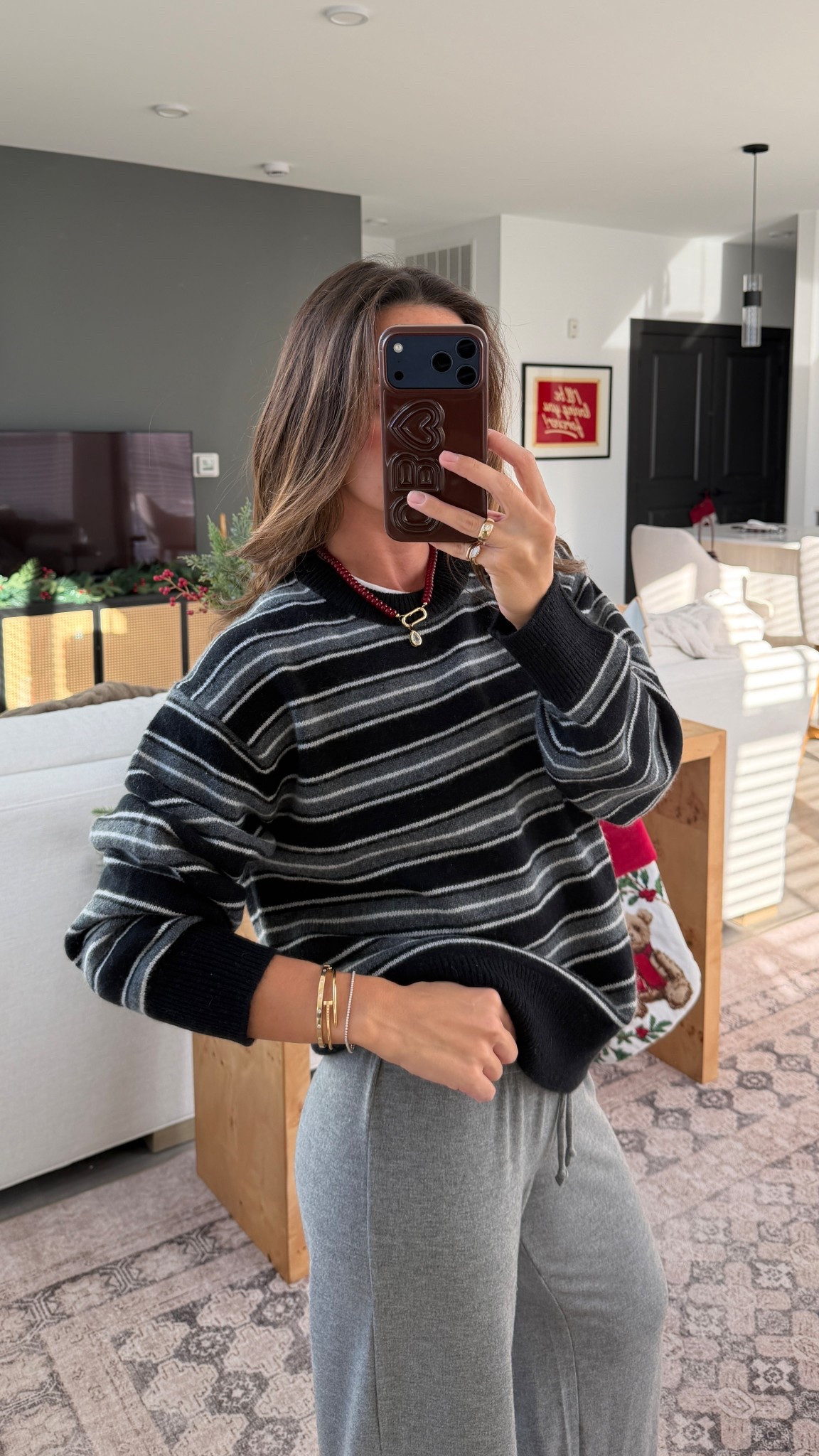 Small sweater- size up for baggier fit! XS bottoms

@aritzia #aritziapartner