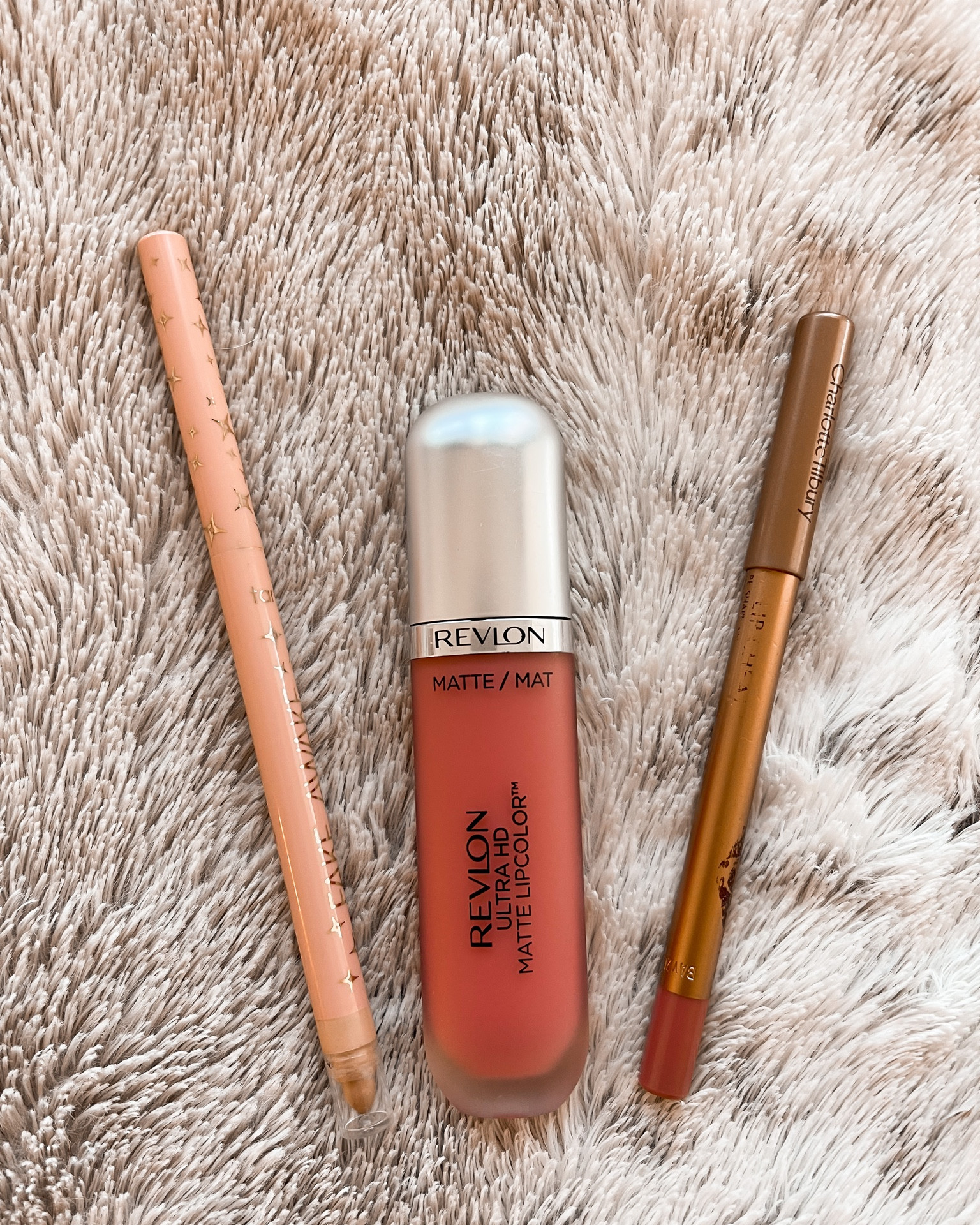 Lip combo and Fake Awake Liner 

#LTKtravel #LTKitbag #LTKbeauty