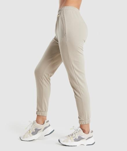 Gymshark Whitney Loose Joggers - Mink | Gymshark (Global)
