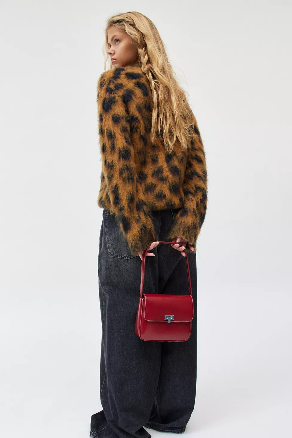 Kimchi Blue Mae Retro Baguette Bag | Urban Outfitters (US and RoW)