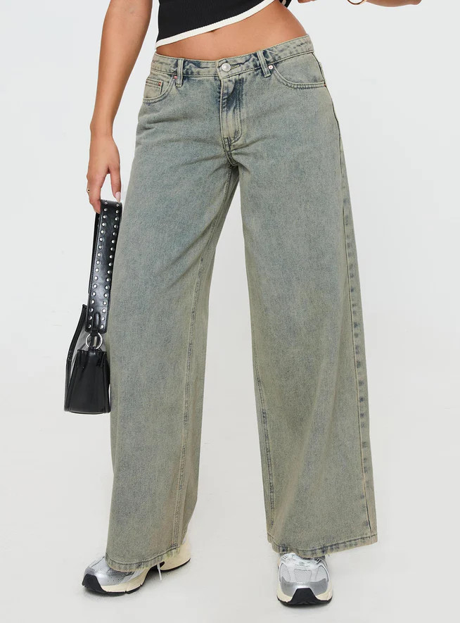 Jaycee Low Rise Wide Leg Jeans Antique Wash | Princess Polly US