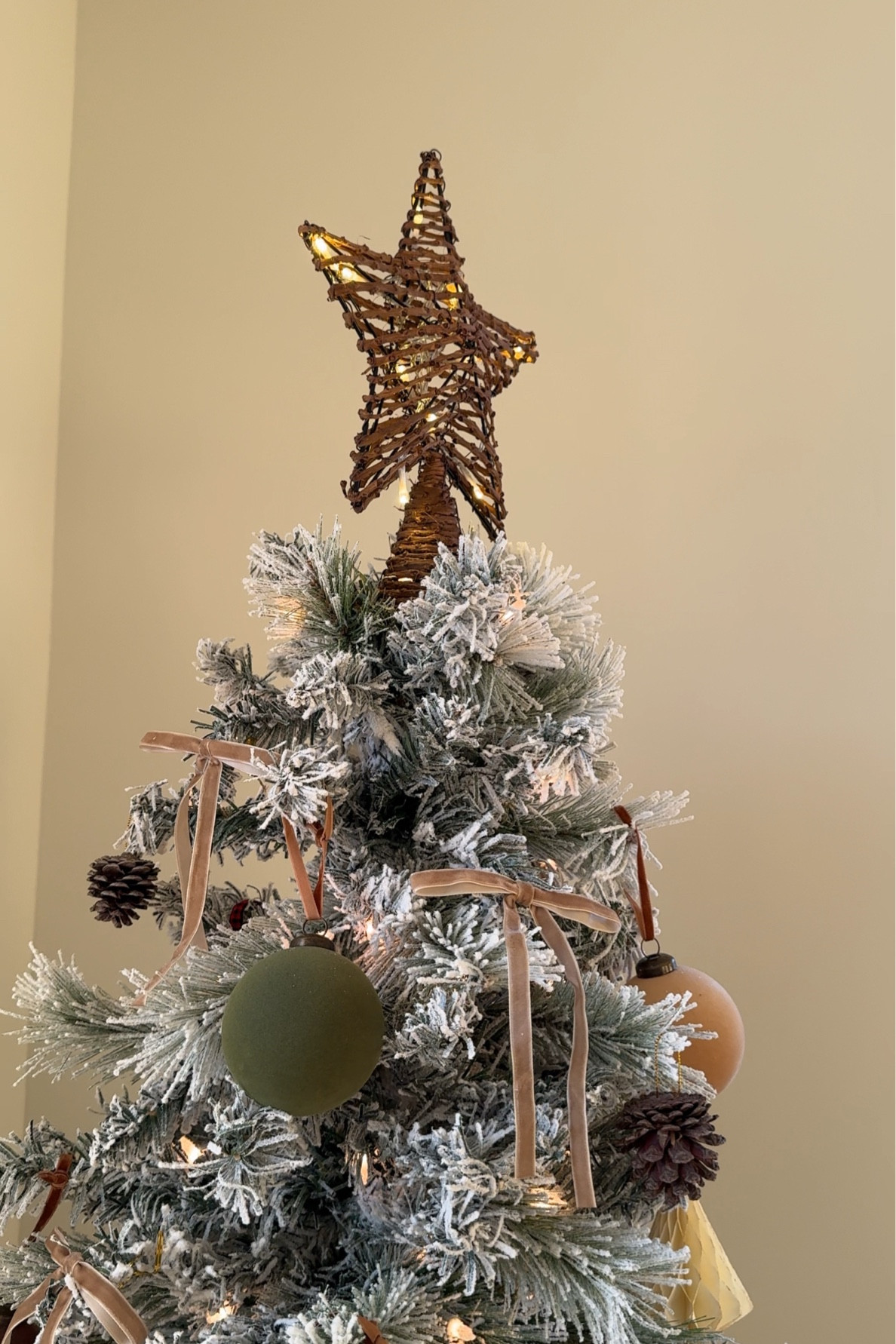Christmas Tree Boho Modern Decor 🎄🎀

#LTKHoliday