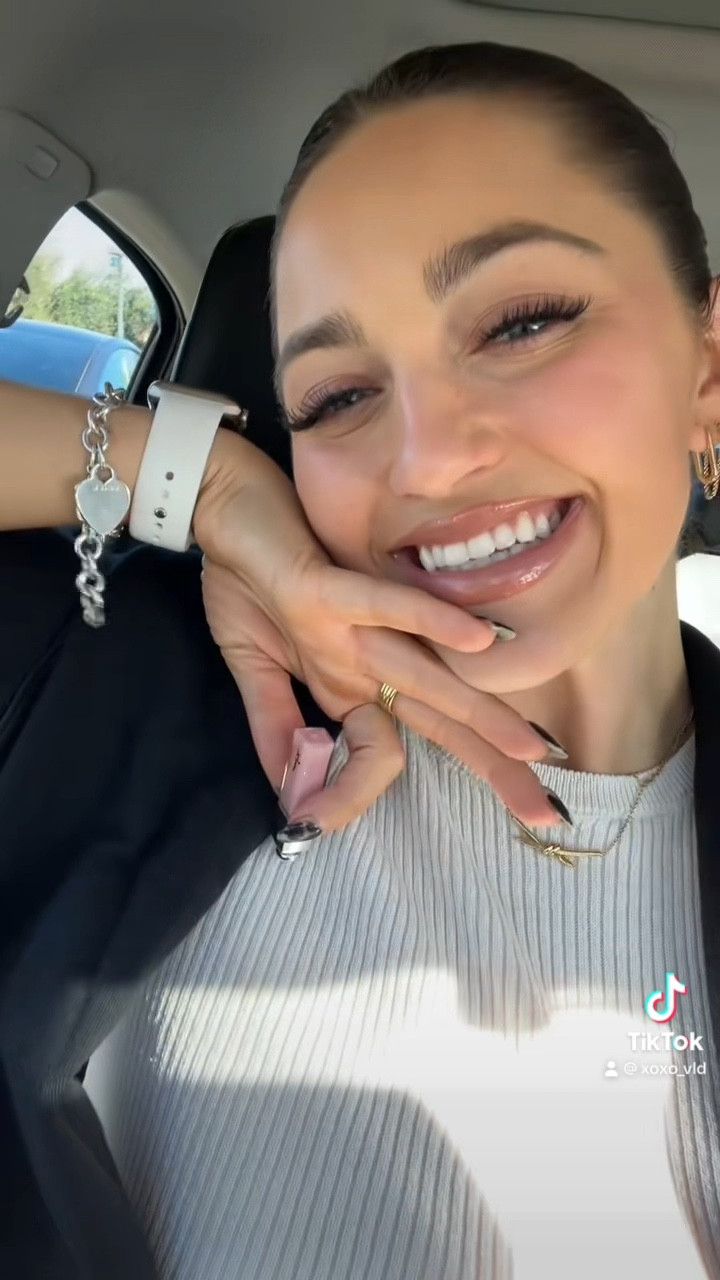 Lip combo of the day - November 19, 2023 

#LTKfindsunder100 #LTKfindsunder50 #LTKbeauty