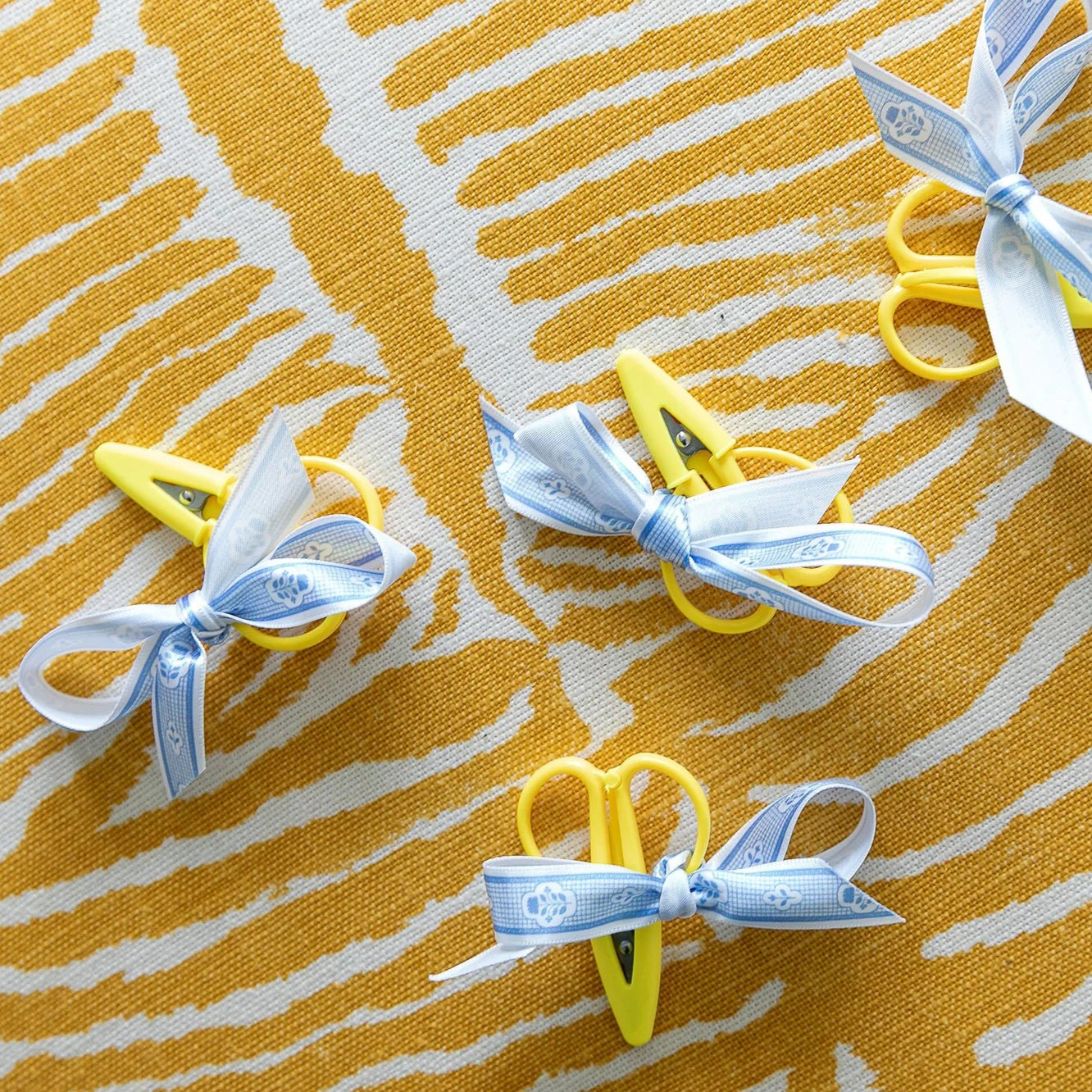 Travel Scissors | Greystone Needlepoint