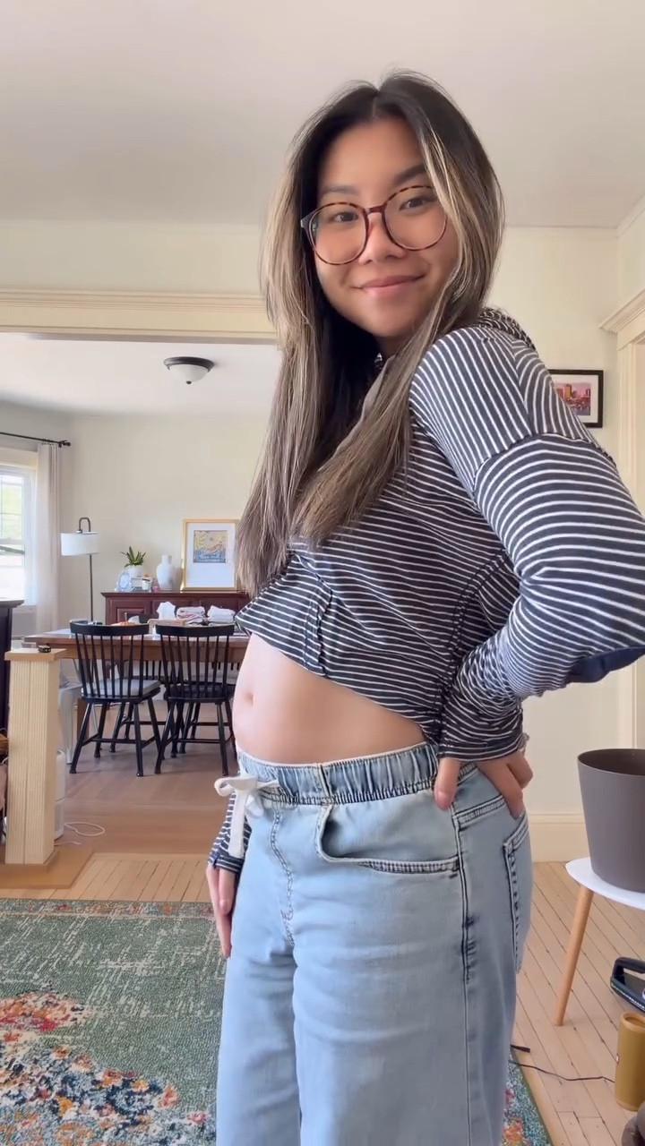 18 week bumpdate 🥒 🫑 
-5’3, Size S
-Pants are Gap Factory size XS. could’ve sized up to a S. They shrink in the wash. 
-Top is very old from H&M


#LTKPetite #LTKFamily #LTKBump