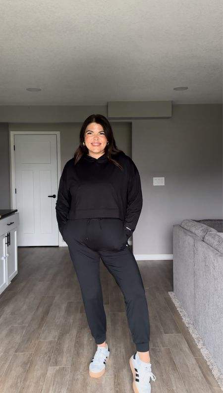 Travel outfit!! Favorite midsize activewear from Fabletics!! I love the 365 power hold leggings and the oasis twist bra. These sports bras are so supportive and the leggings have great compression! 

I wear size xl in everything

Sports bra, compression leggings, leggings for running, joggers
#LTKMidsize #LTKFindsUnder100 #LTKActive
