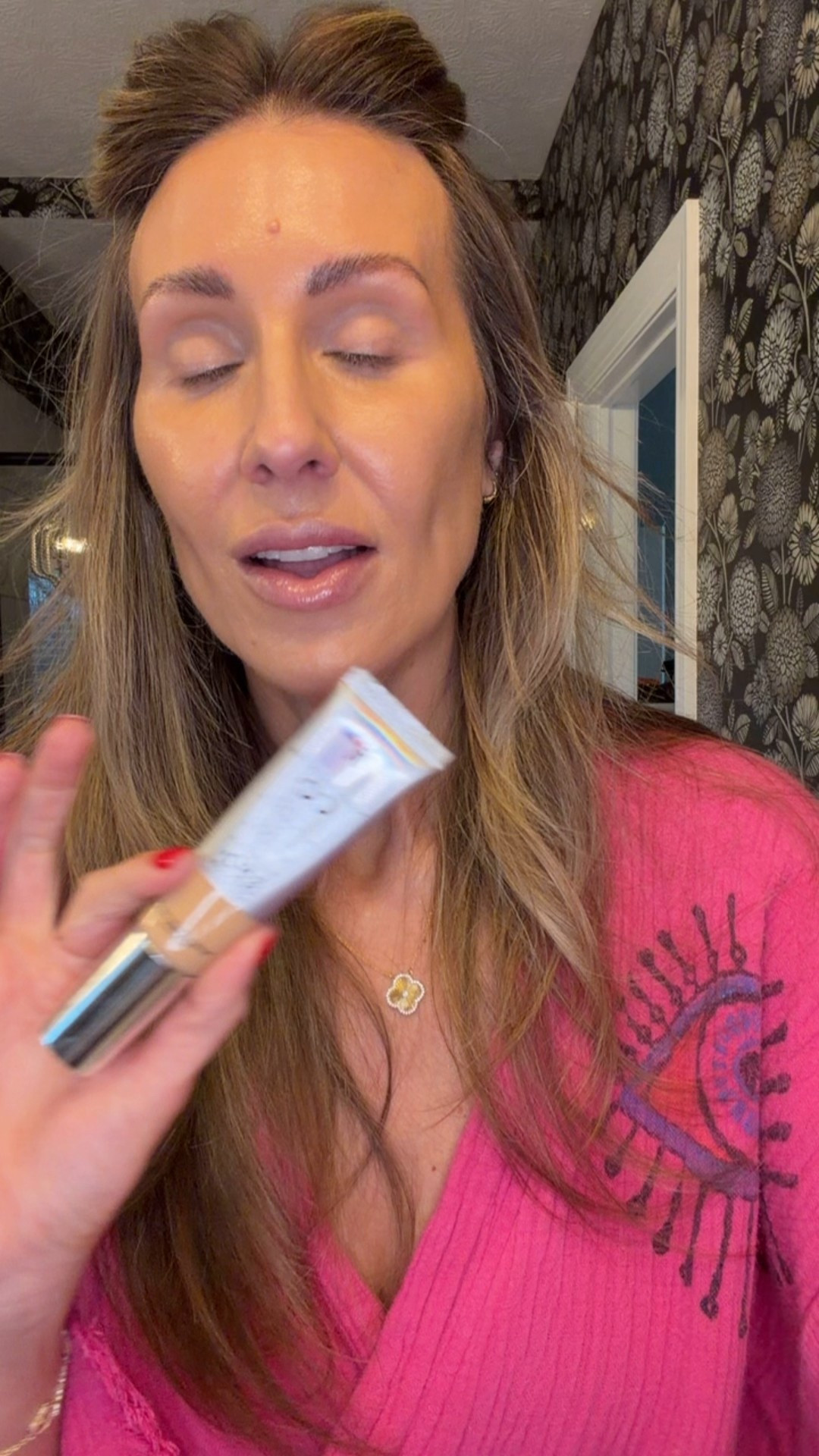 Foundation chat 

#LTKBeauty #LTKgrwm #LTKOver40