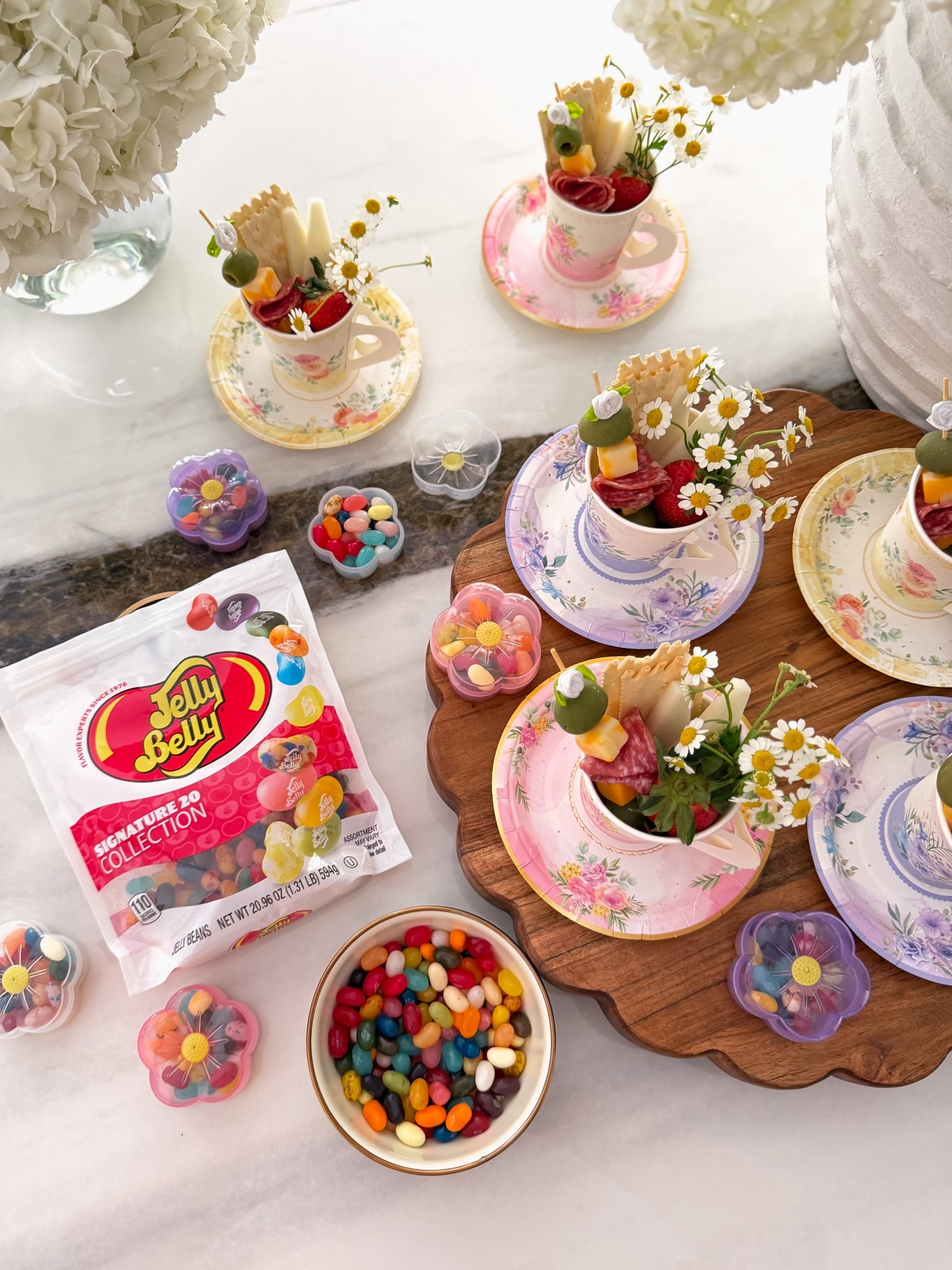 #ad I’m loving how @jellybellycabdyco brings the WOW flavors to my spring party spreads 🌸 From sweet to sour, it’s so fun to mix flavors and get creative with little recipes — seriously, full-on bean appetite over here! 😋 Add the Signature 20 collection to your @target cart and start your flavor adventure.

#TargetPartner #target #jellybelly #jellybean #candy


#LTKHome #LTKmomlife #LTKSeasonal