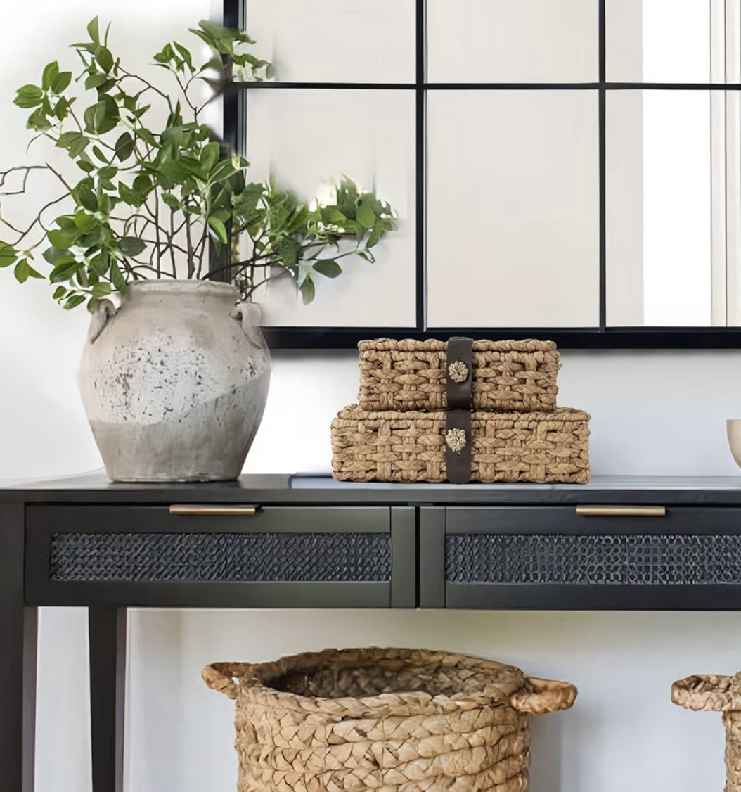 Love these water hyacinth woven decorative boxes from Amazon. They are the perfect decor for console tables and dressers, plus they’re the perfect way to hide things like sunglasses! 

#LTKHome #LTKSaleAlert #LTKdayinmylife