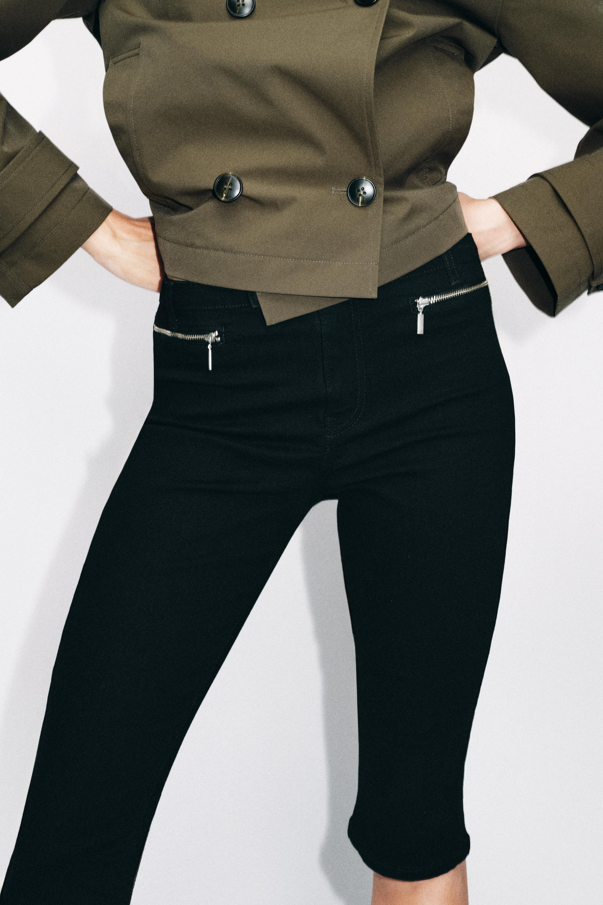 Z1975 MID-RISE ZIPPER CAPRI JEANS | Zara US