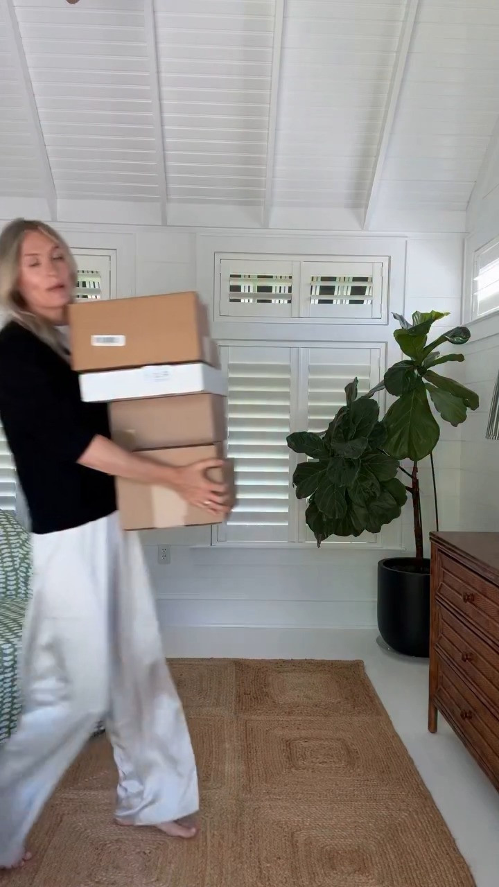 Fun little unboxing ahead of the weekend! 

 #LTKdayinmylife #LTKgrwm #LTKootd