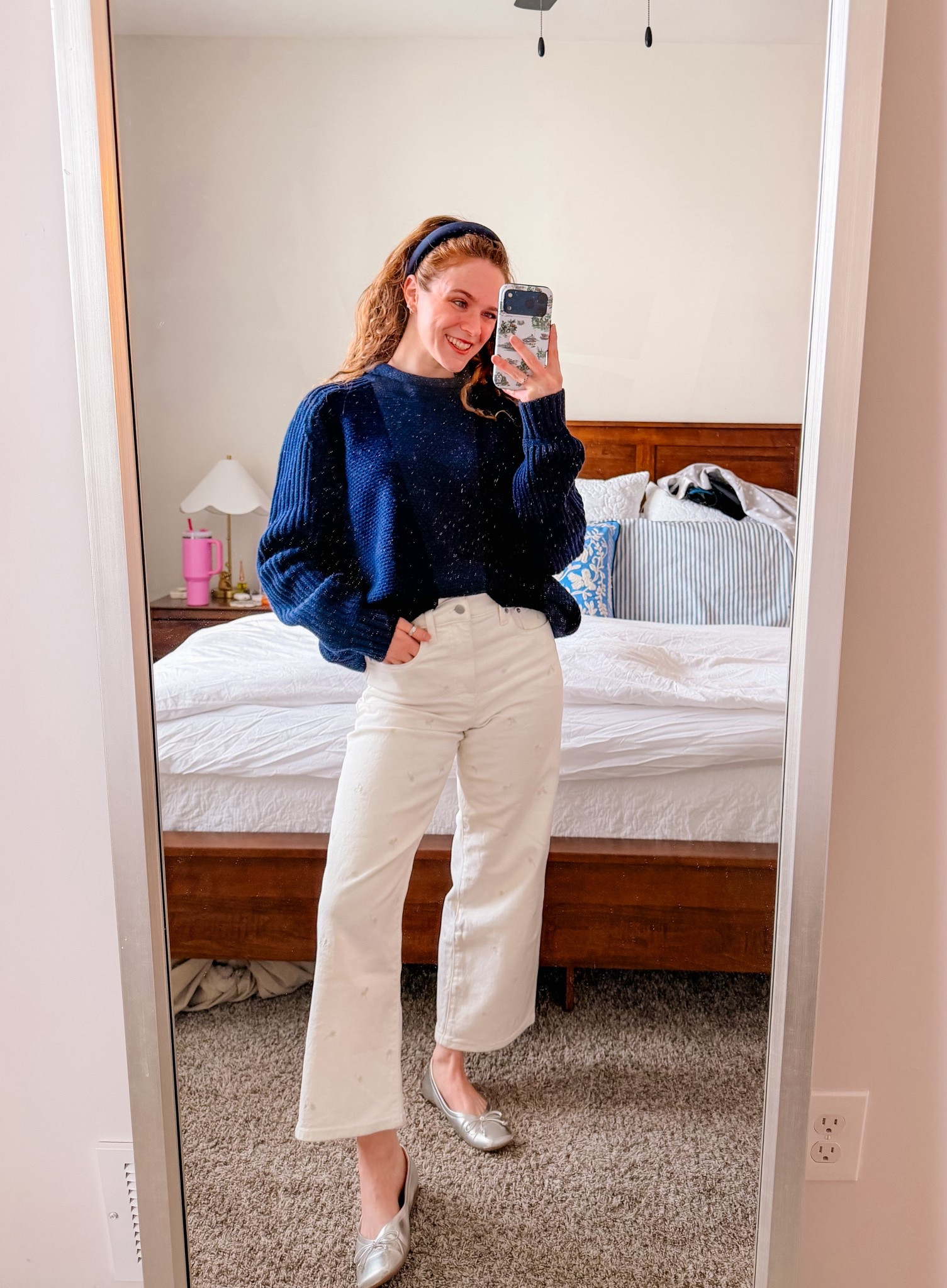 Bought this sweater for Alex….had no idea I was expanding my wardrobe too!! Loved tossing this one on for a chilly February day!! 

#LTKootd