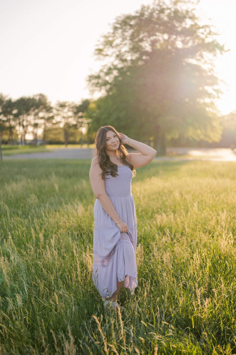 This lilac smocked dress gave major soft girl energy 💙🌾
It’s flowy, flattering, and perfect for senior portraits in the summer — especially during golden hour.
I linked similar soft blue styles that always photograph beautifully over on LTK! 

 