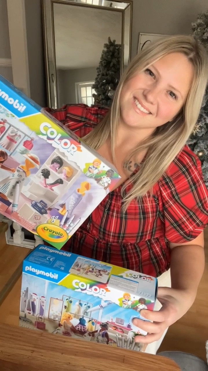 If you have a little DIY’er who loves to colour and design things, @playmobil Color is the perfect Christmas gift🎄🎁

Included are Crayola’s non-toxic, fast drying washable markers so creative kids can enjoy endless fun while building fine motor skills.

#kidsgiftideas #playmobil #crayola #christmasgifting #christmasgiftidea 

#LTKGiftGuide #LTKKids