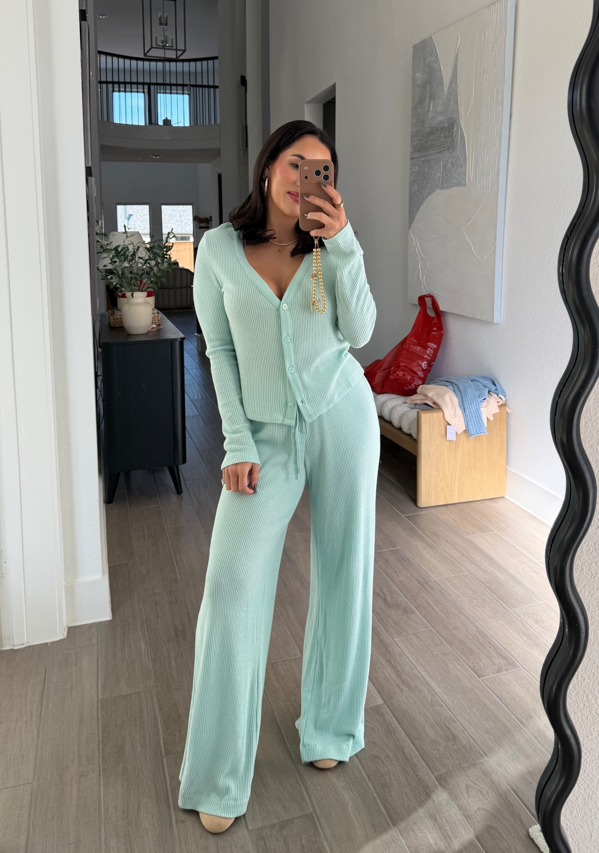 Lounge set @Target #targetstyle top size small, pants XS 

Lounge set, spring style, petite 