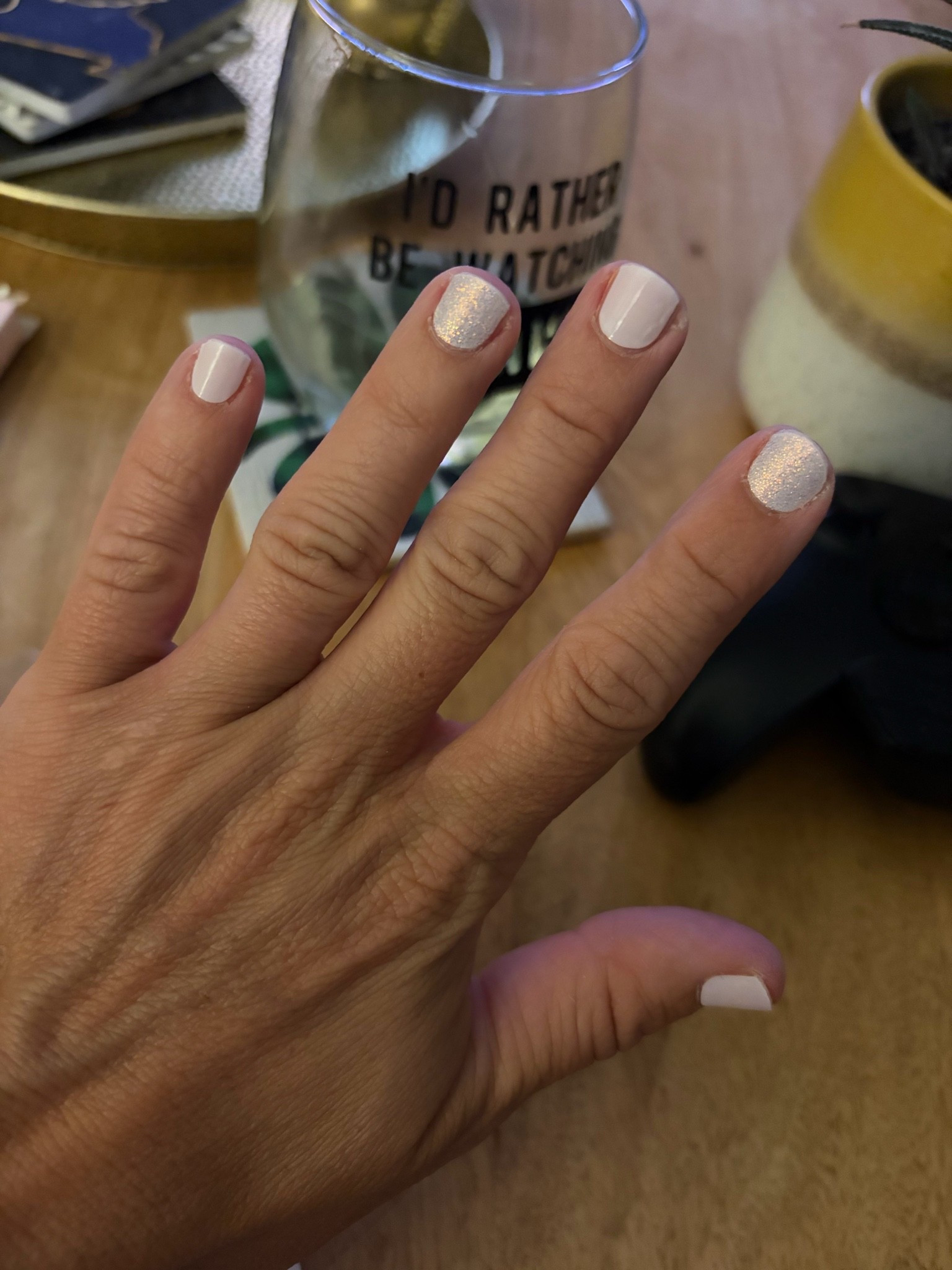 My favorite way to do my nails, looks like a salon but it’s done at home in 15 minutes. 


@Target #dashingdiva #mani #gelmani #athomemani #under10

#LTKOver40 #LTKU #LTKBeauty