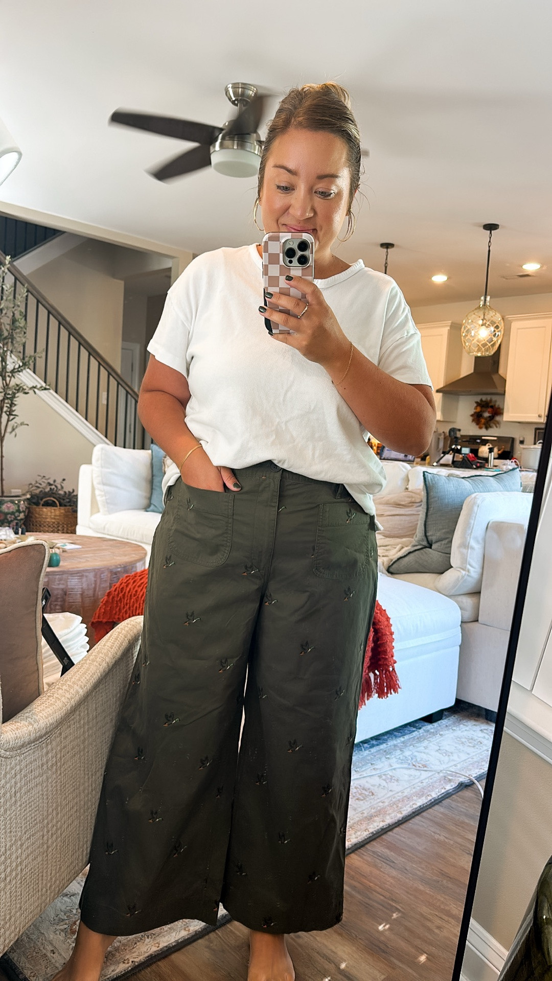 You NEED these pants for Fall! They are SO soft and comfy, flattering, AND they have ducks on them🦆

#LTKootd #LTKSeasonal #LTKdayinmylife