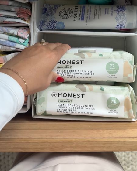 We love a good restock day to get is organized and love that I can count on honest products. Their wipes made with safe plant-based materials and super soft on my baby. 

#AD @Target #HonestAmbassador, #Target, #TargetPartner