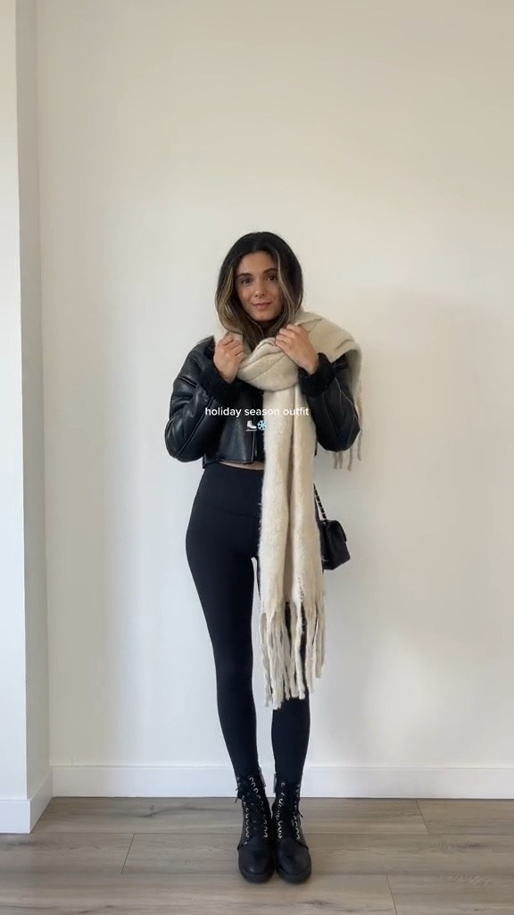 Holiday season outfit 🤍❄️ 

#LTKSeasonal #LTKstyletip #LTKHoliday