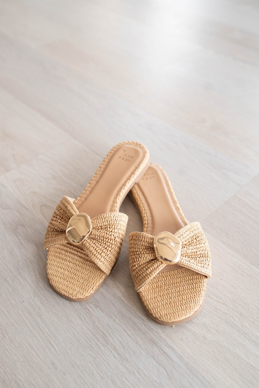 Spring shoes

sandals  heels  footwear  shoes  summer shoes

#LTKmomlife #LTKgrwm #LTKootd