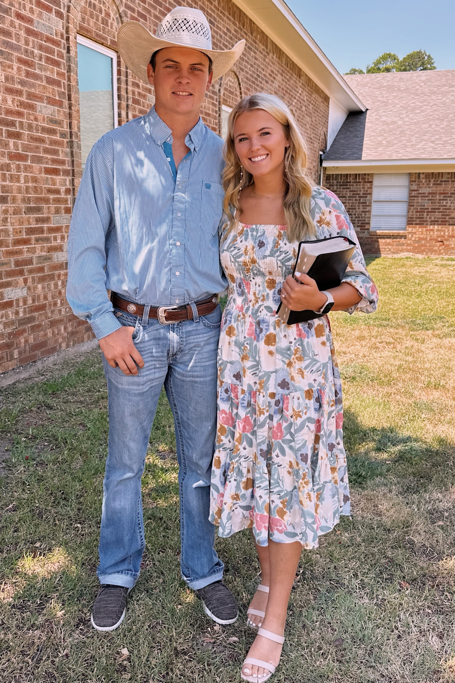 This dress>>> 🩷💐 

#LTKSeasonal #LTKFindsUnder100 #LTKBeauty