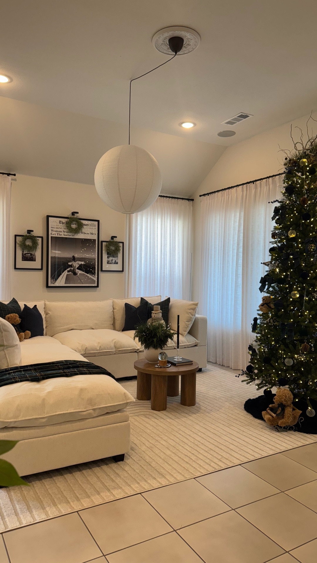 Christmas Living room styling

#LTKHoliday #LTKHome #LTKSeasonal