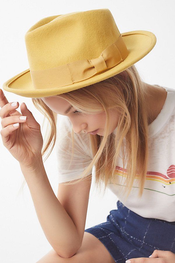 Short Brim Felt Fedora - Yellow at Urban Outfitters | Urban Outfitters (US and RoW)