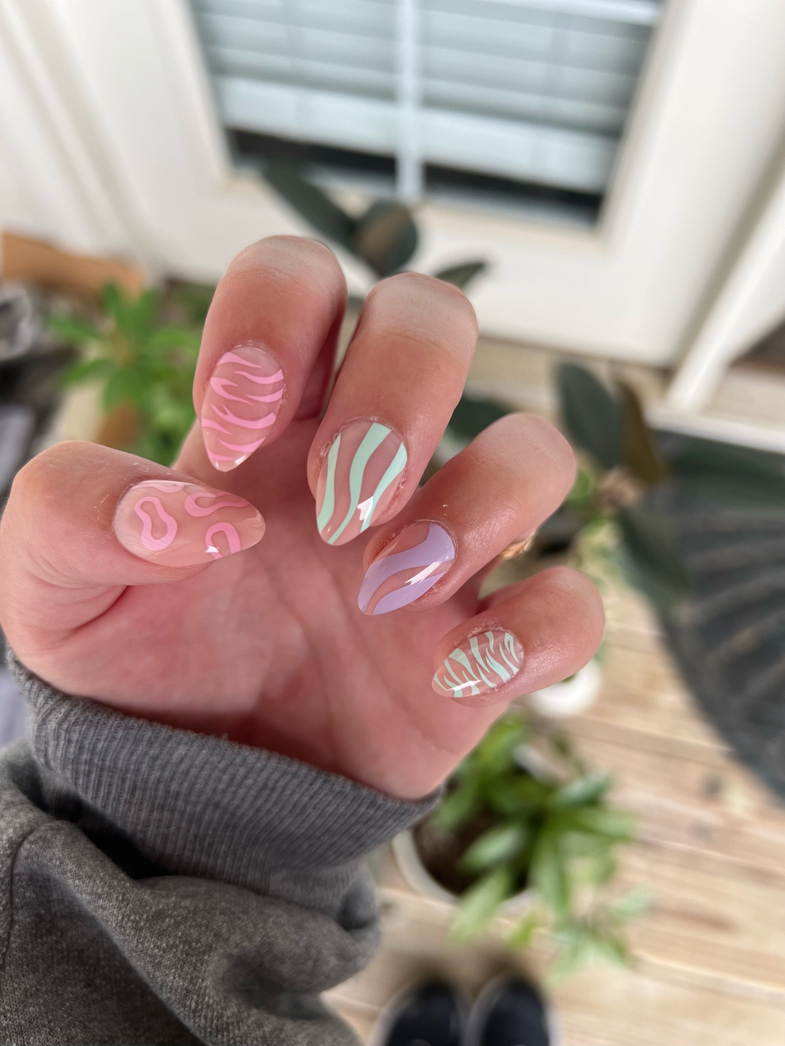 press on nails 

nail, nail inspo, nail inspiration, ideas, design 

#LTKunder50 #LTKBacktoSchool #LTKstyletip