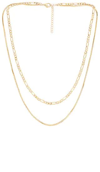 Cecilia Chain Necklace in Gold | Revolve Clothing (Global)