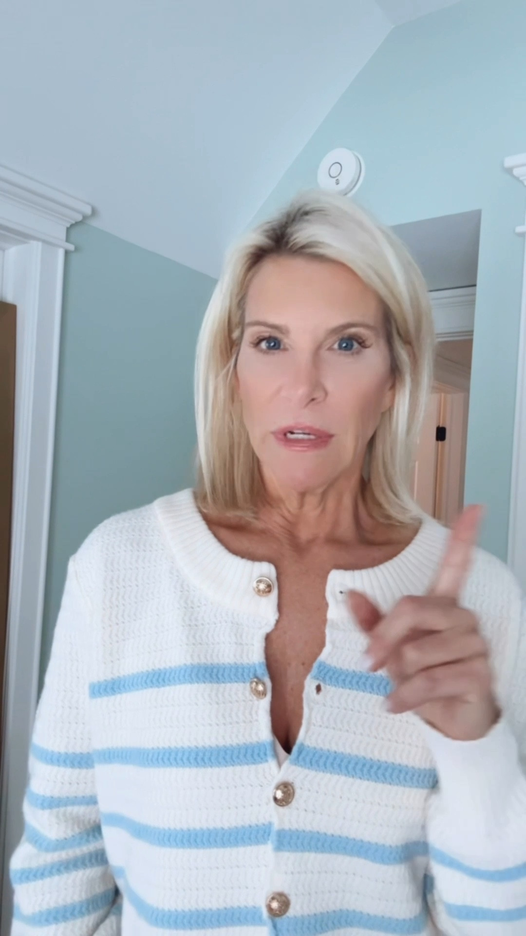 How cute is this sweater?!?!  Amazing Amazon ✅

#LTKOver40 #LTKootd #LTKgrwm