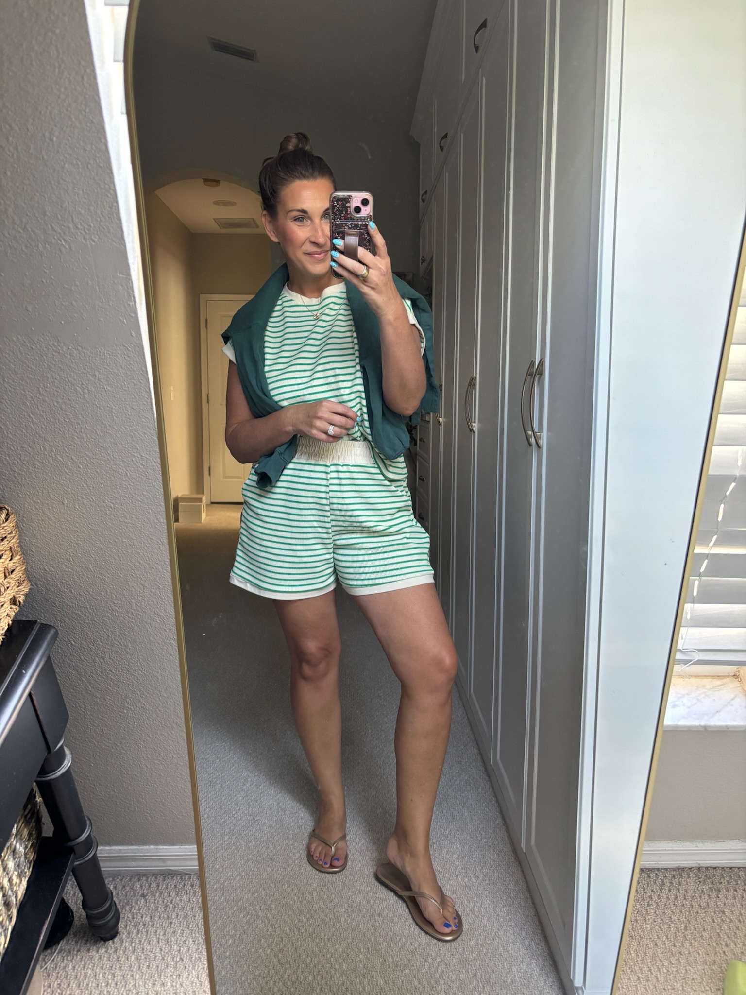 I love a good set!!! So comfy & a perfect throw on and go outfit! 😍

Summer, fall, lounge set, loungewear

#LTKSaleAlert #LTKootd #LTKSeasonal