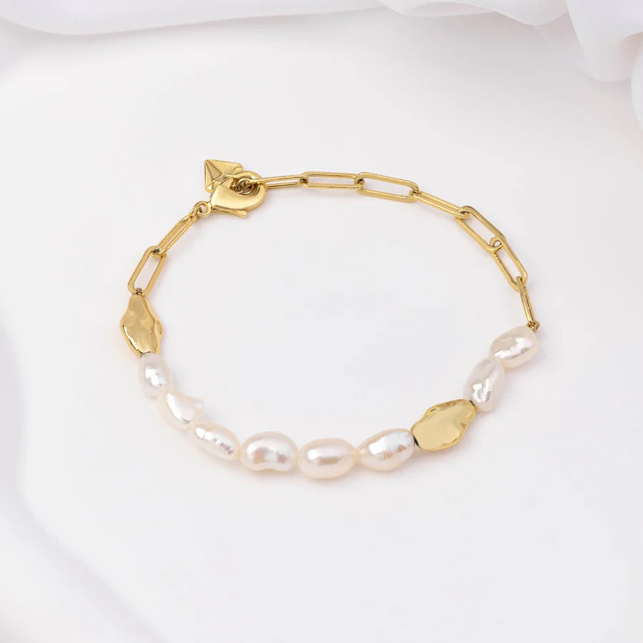 Kindred Pearl Gold Bracelet | Wanderlust + Co