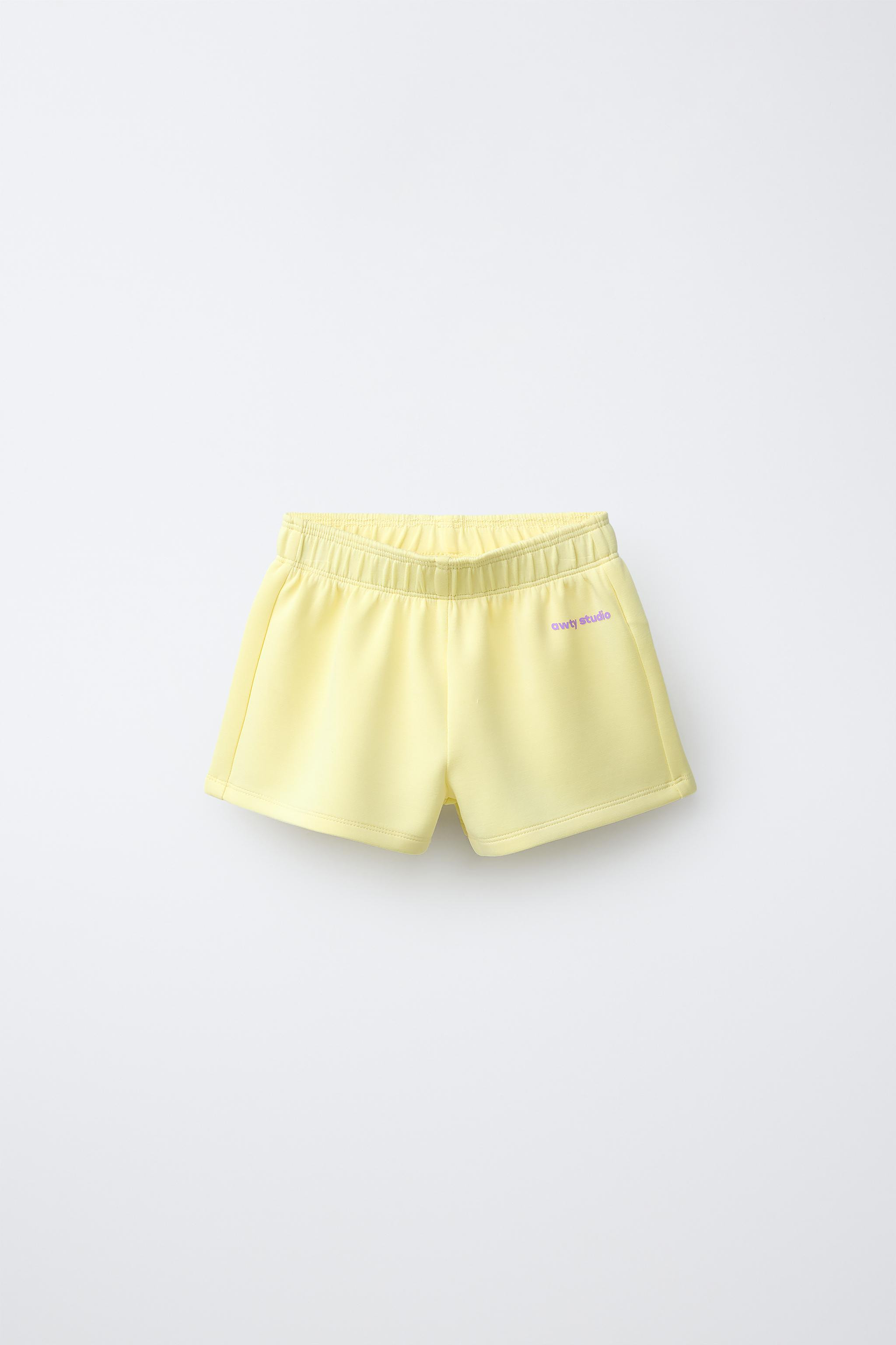 ATHLETIC EMBOSSED TEXT SHORTS | Zara US