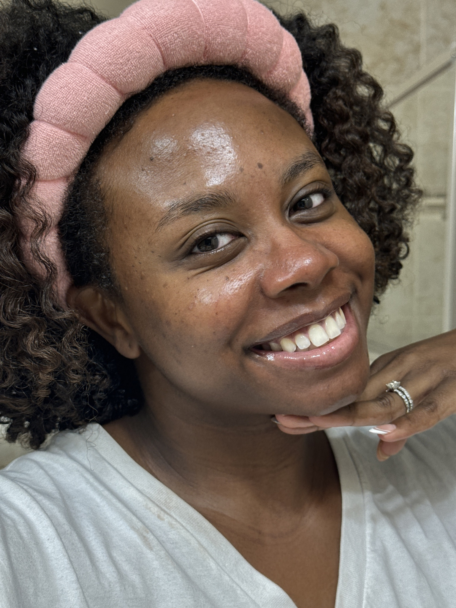 Tonight’s skincare for glowing hydrated skin! Swipe through to see the skincare products and shop below! 


#LTKbeauty