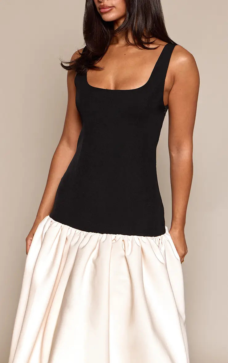 Petite Contrast Woven Gathered Hem Maxi Dress | PrettyLittleThing US