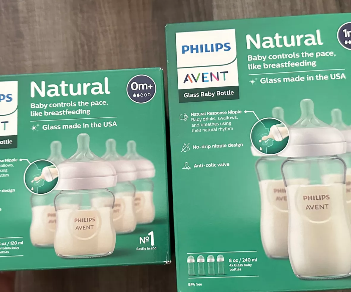 Philips AVENT Glass Natural Baby Bottle with Natural Response Nipple,  Clear, 8oz, 4pk, SCY913/04