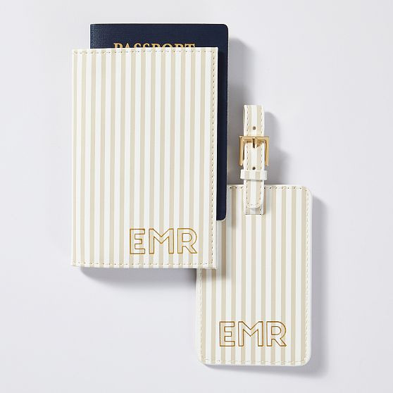 Fillmore Vegan Leather Luggage Tag and Passport Case | Mark and Graham