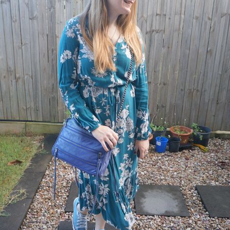 Blue and green office outfit with this Kmart teal floral print midi dress and electric blue 5 zip bag💙💚

#LTKitbag #LTKworkwear #LTKaustralia