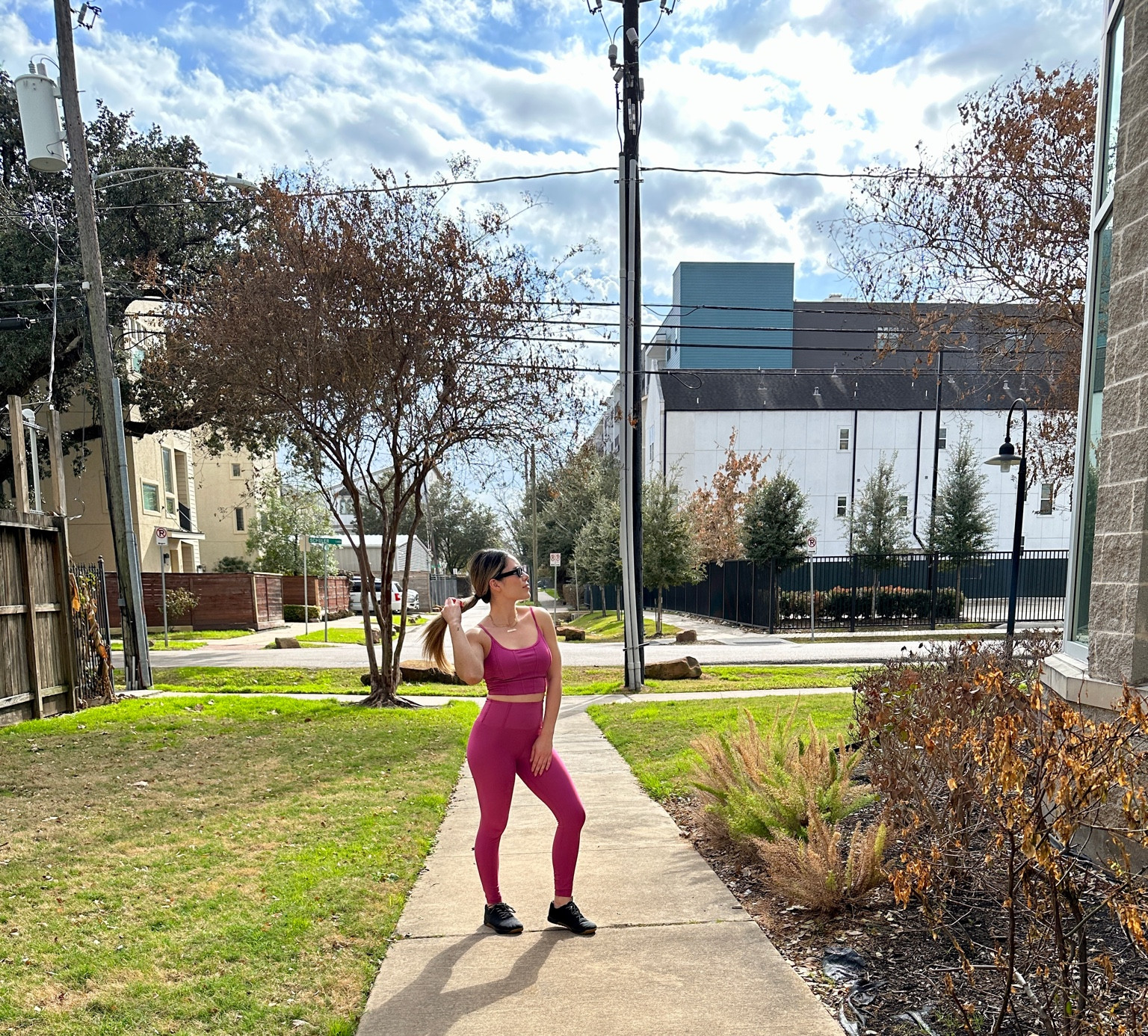 Hot pink workout set 

#LTKstyletip #LTKfit #LTKFind