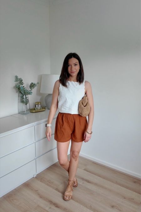 Holiday evening outfits ☀️☀️☀️

Top // nobody’s child (size down)
Shorts // PLT 
bag // PLT 
shoes // Amazon 

Holiday outfits, outfit ideas, holiday evening looks, mum style , holiday looks, vacations outfits, summer style, summer looks, mum outfit, petite style, Amazon finds 

#holidayoutfit #mumstyle #mumoutfit #amazonfinds



#LTKeurope #LTKtravel #LTKSeasonal