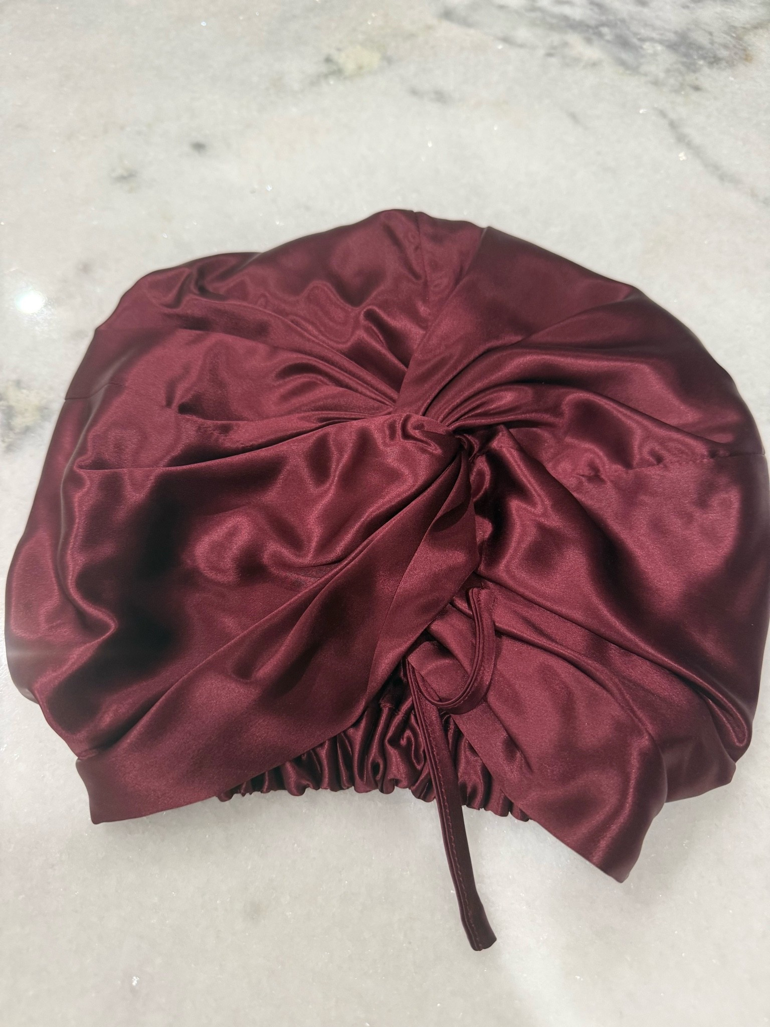 Just got this 100% silk hair bonnet for sleep infused with peptides snd other things

#LTKmorningroutine #LTKselfcare