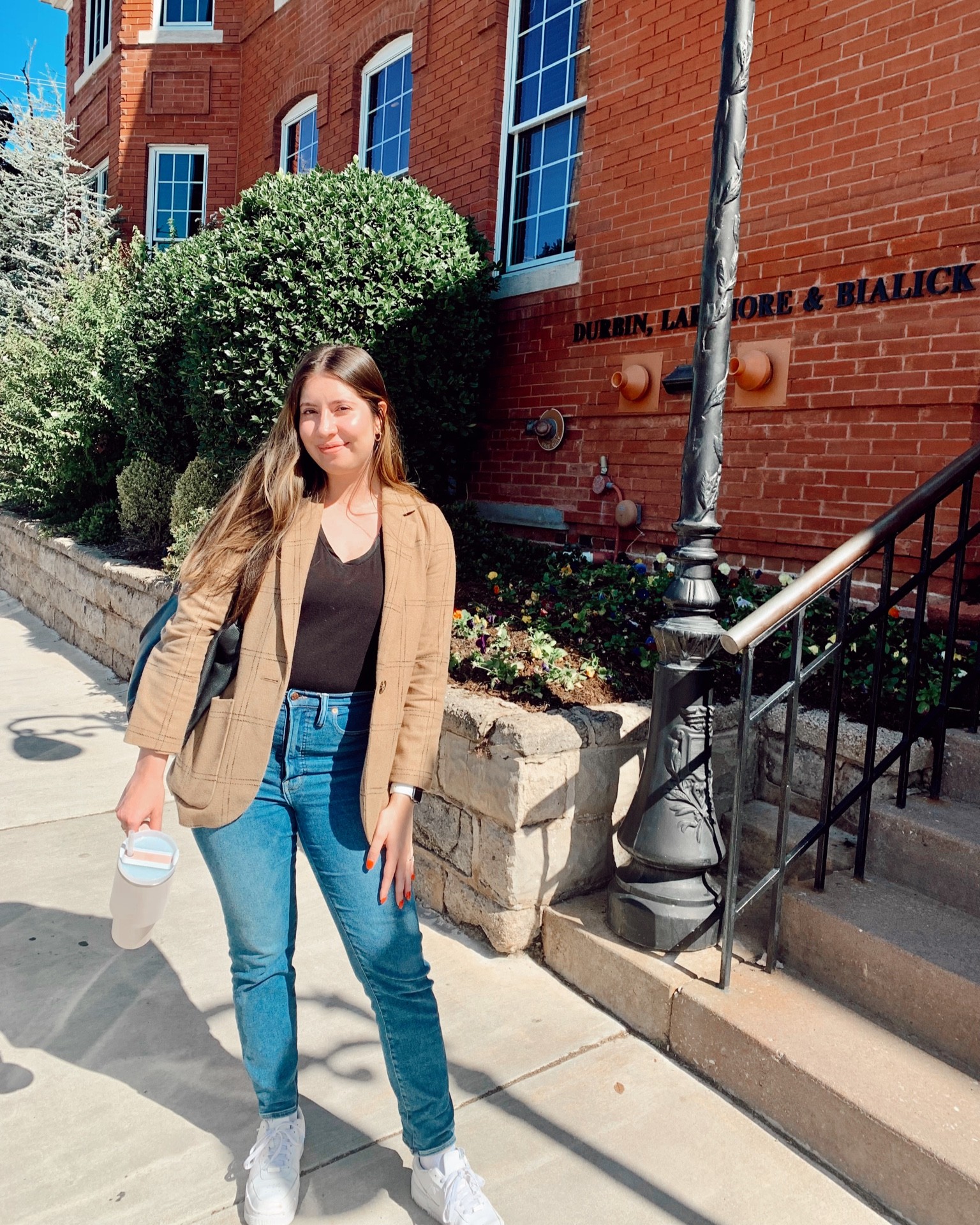 Who doesn’t love jeans 👖 on Friday?? 

#LTKworkwear #LTKSeasonal #LTKunder100