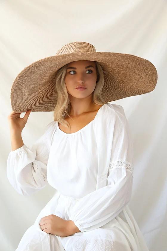 Spot in the Shade Natural Oversized Straw Hat | Lulus (US)