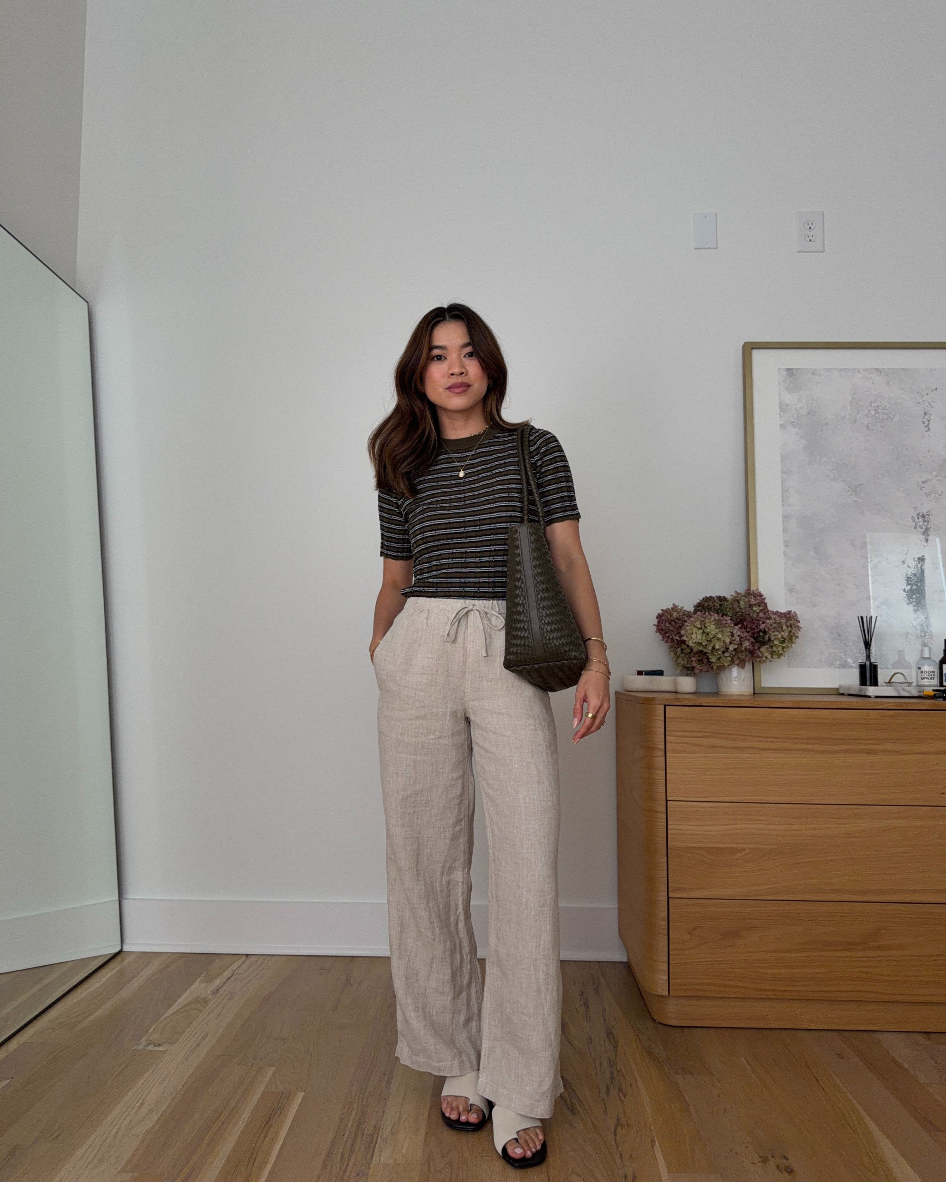  Sizing info:
•tee size XS
•pants size XXS short in oat 

Shop the @Madewell insider event now through 3/22 for 25% off site wide for Madewell insiders!  

Spring outfits, spring style, spring sandals, leather tote bag, madewell disocunt, Madewell pants, madewell tee, spring outfit ideas, vacation outfits, petite style, madewell sale, spring top, spring tee, linen pants


 

#LTKmomlife #LTKPetite #LTKootd