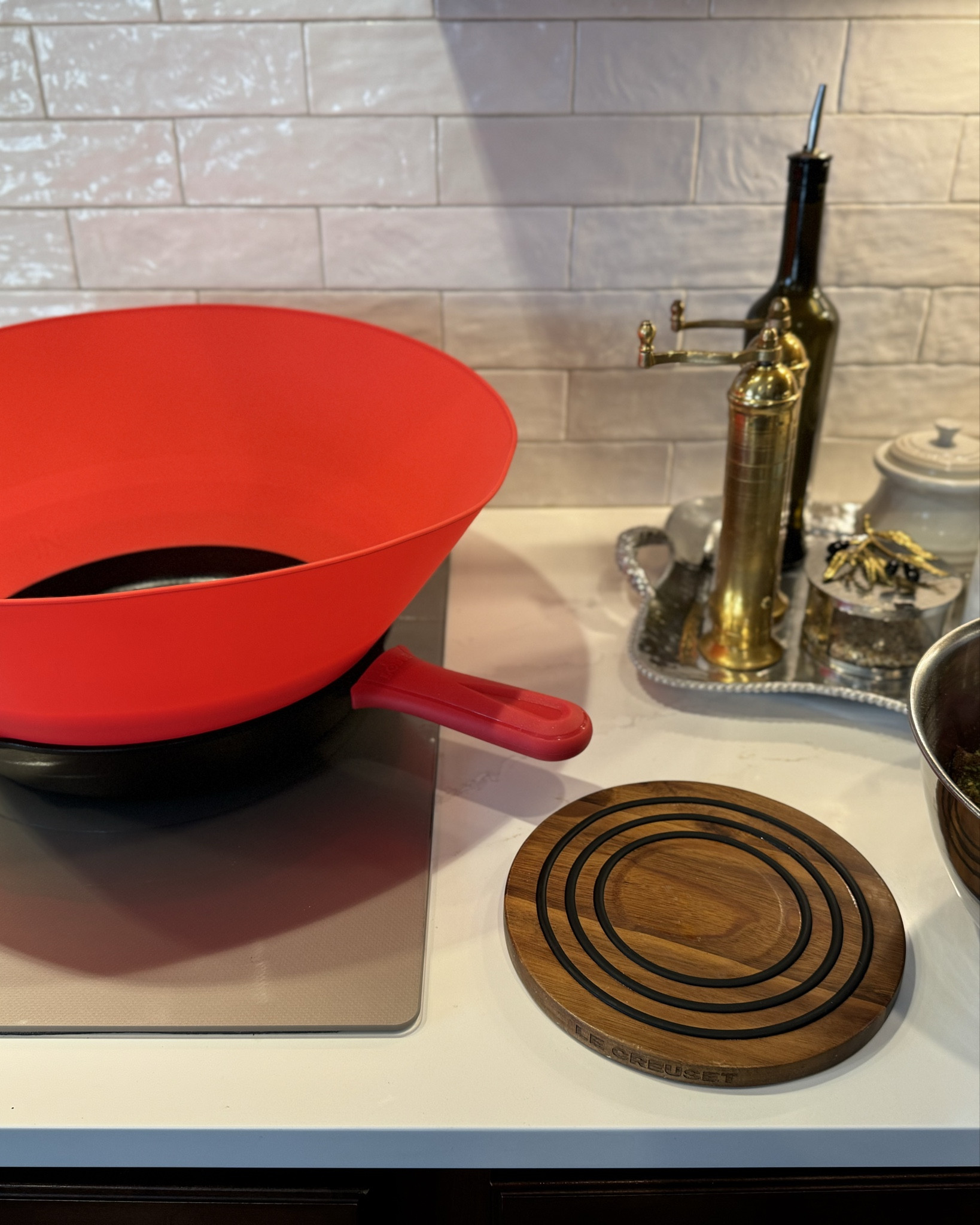 When I’m cooking with a cast iron skillet, @lodgecastiron is my go-to, but there are other must haves for me. A splatter guard, like my Frywall, helps prevent those messy splatters while still allowing me access to my pan.

A silicone handle cover and heavy-duty, quality trivet is also a necessity when removing a hot pan from the cooktop.

#LTKFindsUnder50 #LTKxWalmart #LTKHome